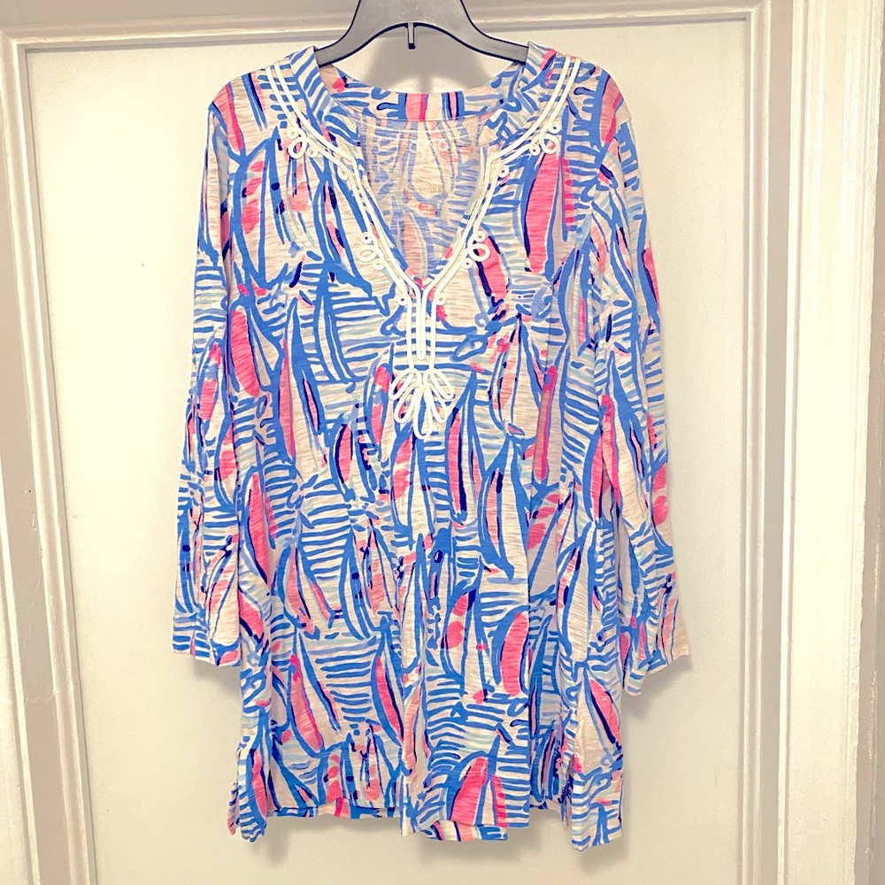 Lilly Pulitzer Kaia Tunic in RRR (pop up) Size L.